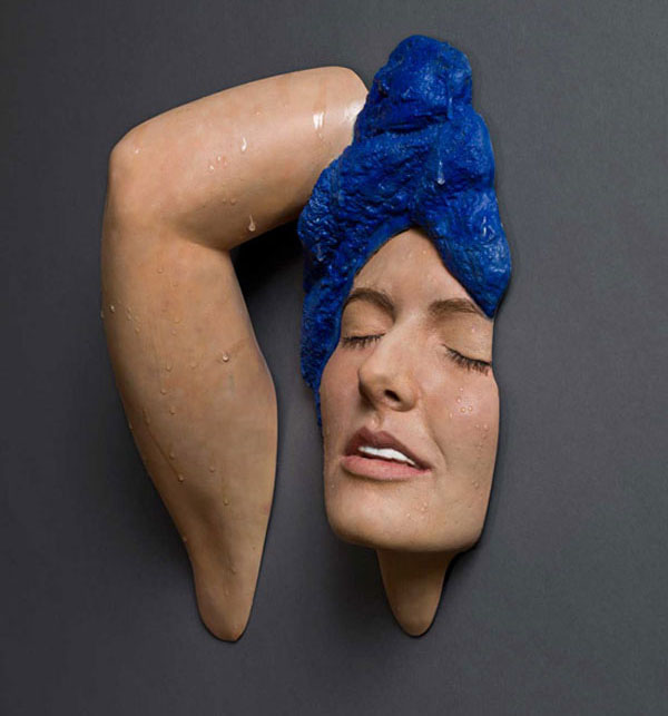 Realistic sculpture carole feuerman
